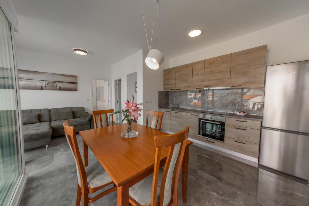 3 Apartment